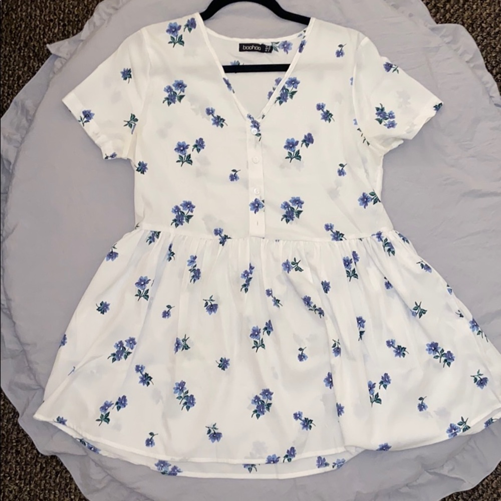 Maternity blouse size 6